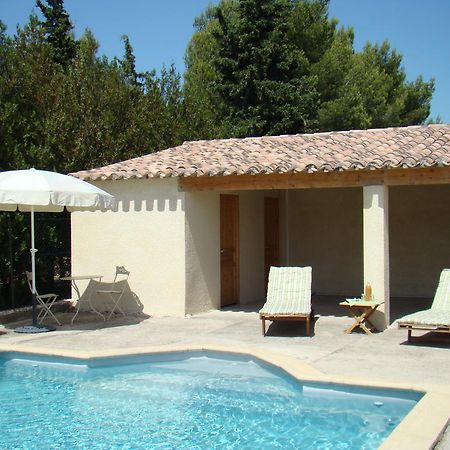 B&B L'Oustalet De Sylvie Villeneuve-lès-Avignon Exterior photo